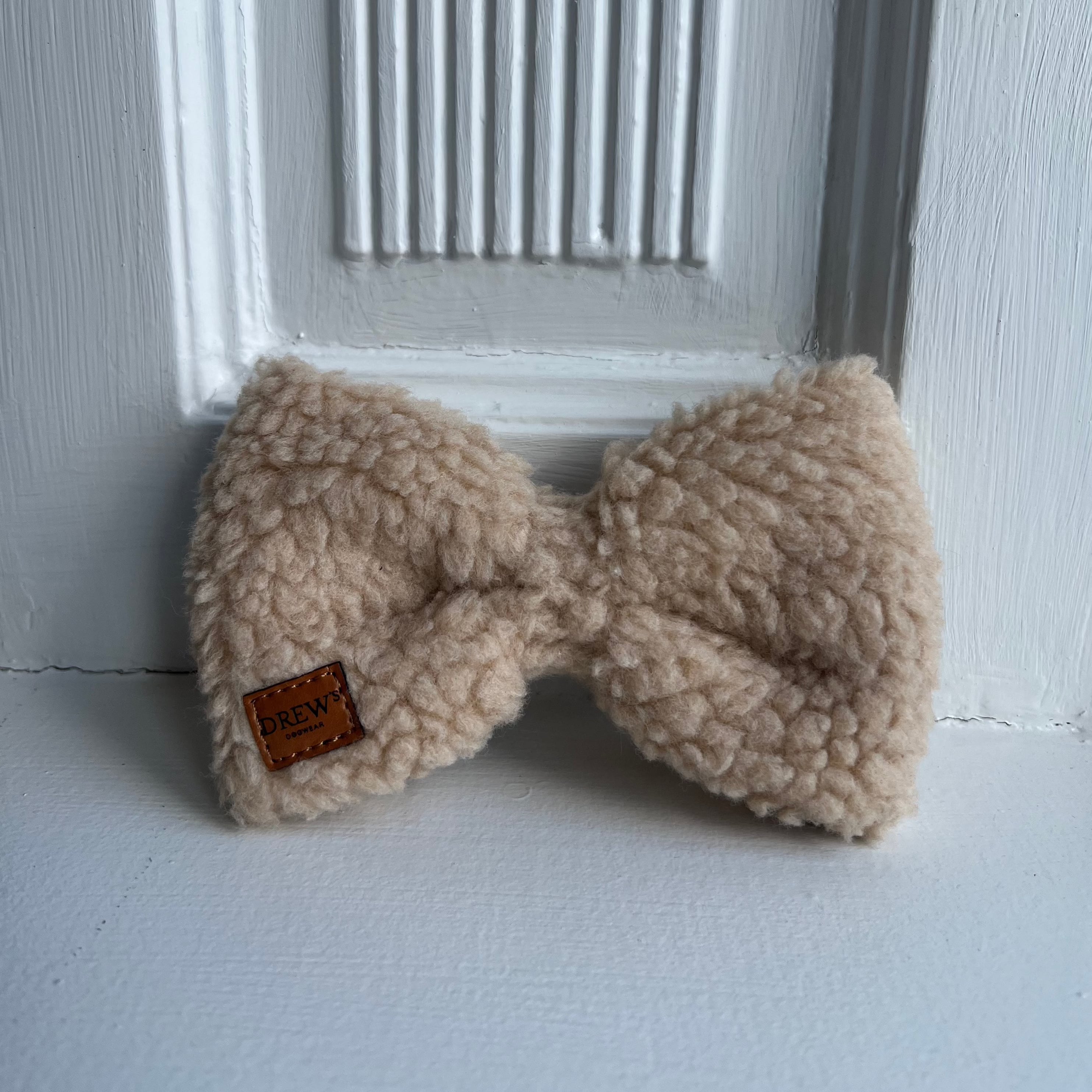 Se Teddy Butterfly / (Beige) - M/L hos drewsdogwear.dk