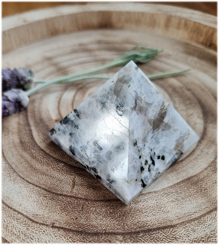 Rainbow moonstone pyramid in a tray with lavender