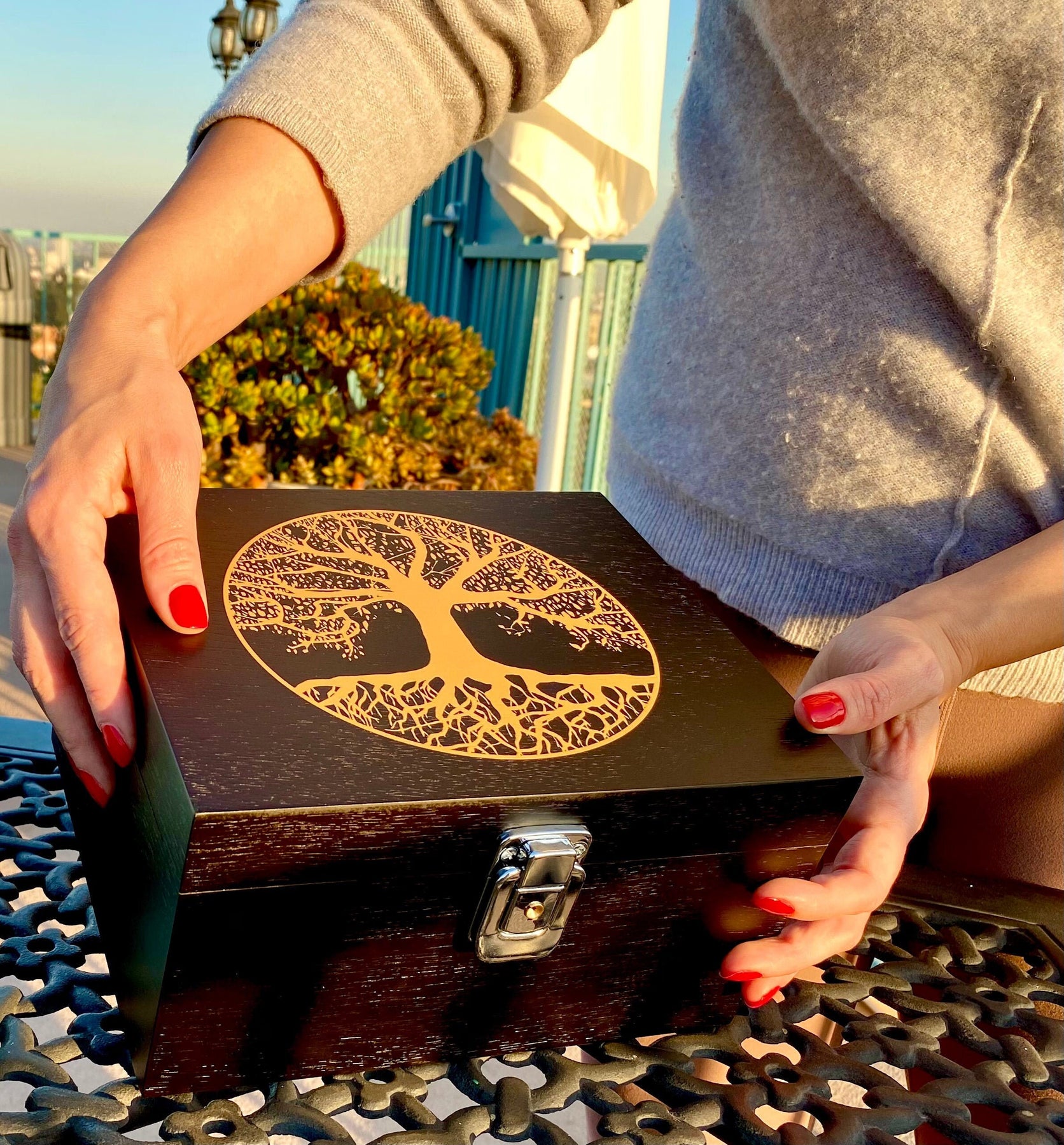 Dry Herb Grinder Storage Box Set Carved Tree of Life Wooden Box Stash –  Worldly Finds