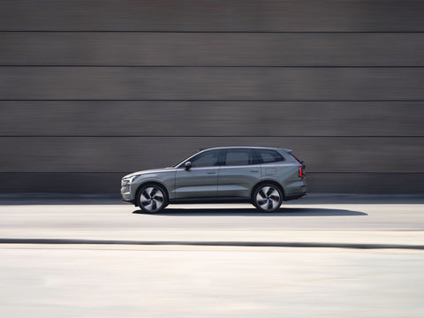volvo xc90 7-seater electric suv