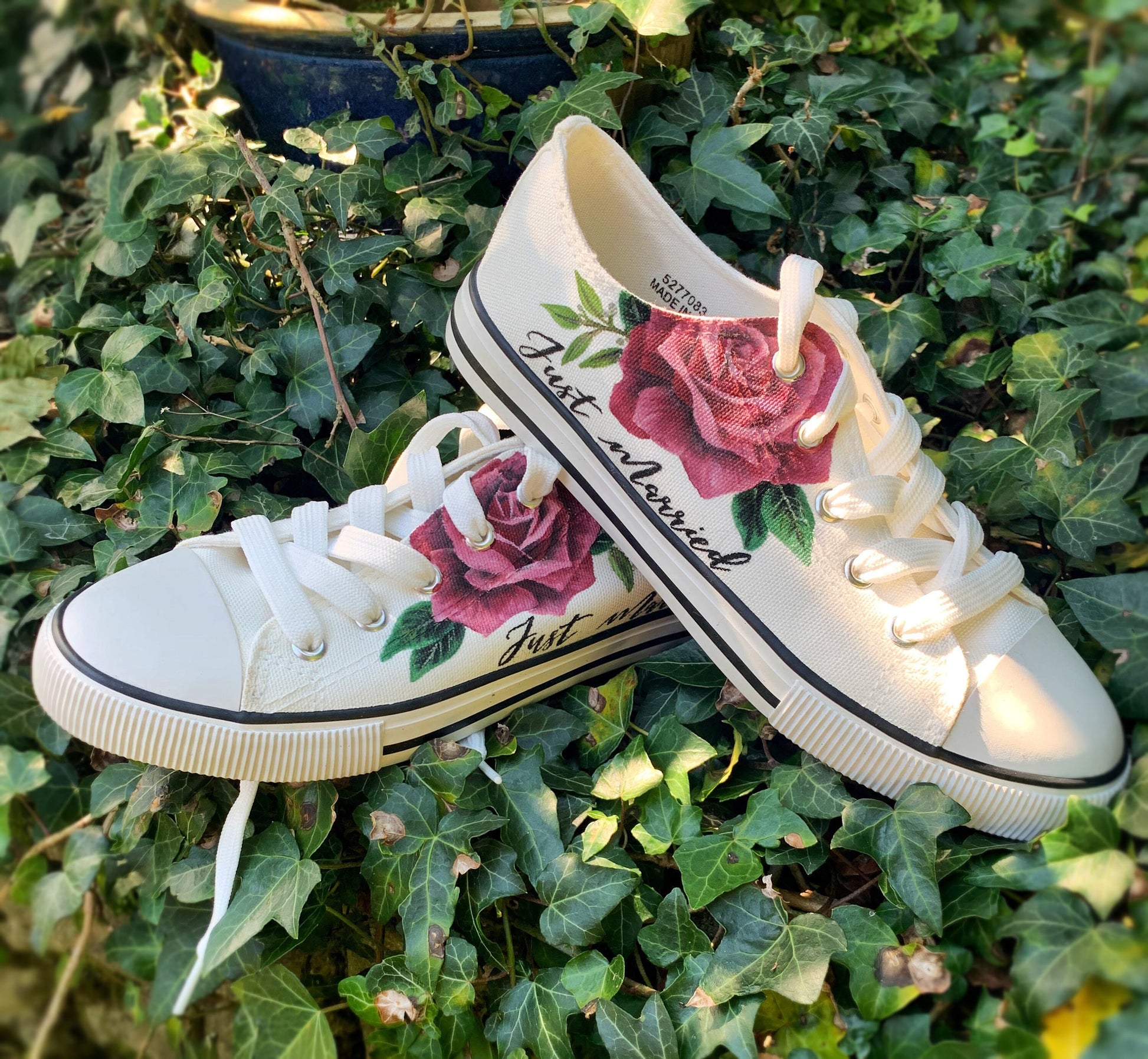 Mal Disfraz Mercurio Custom converse, hand painted shoes, painted converse, wedding shoes, –  Paintedlovecustoms