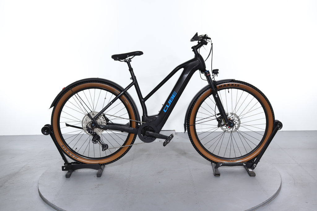 Smeltend Zullen gas Elektrische fiets Cube Cross Hybrid Allroad Race refurbished van Upway. |  Upway
