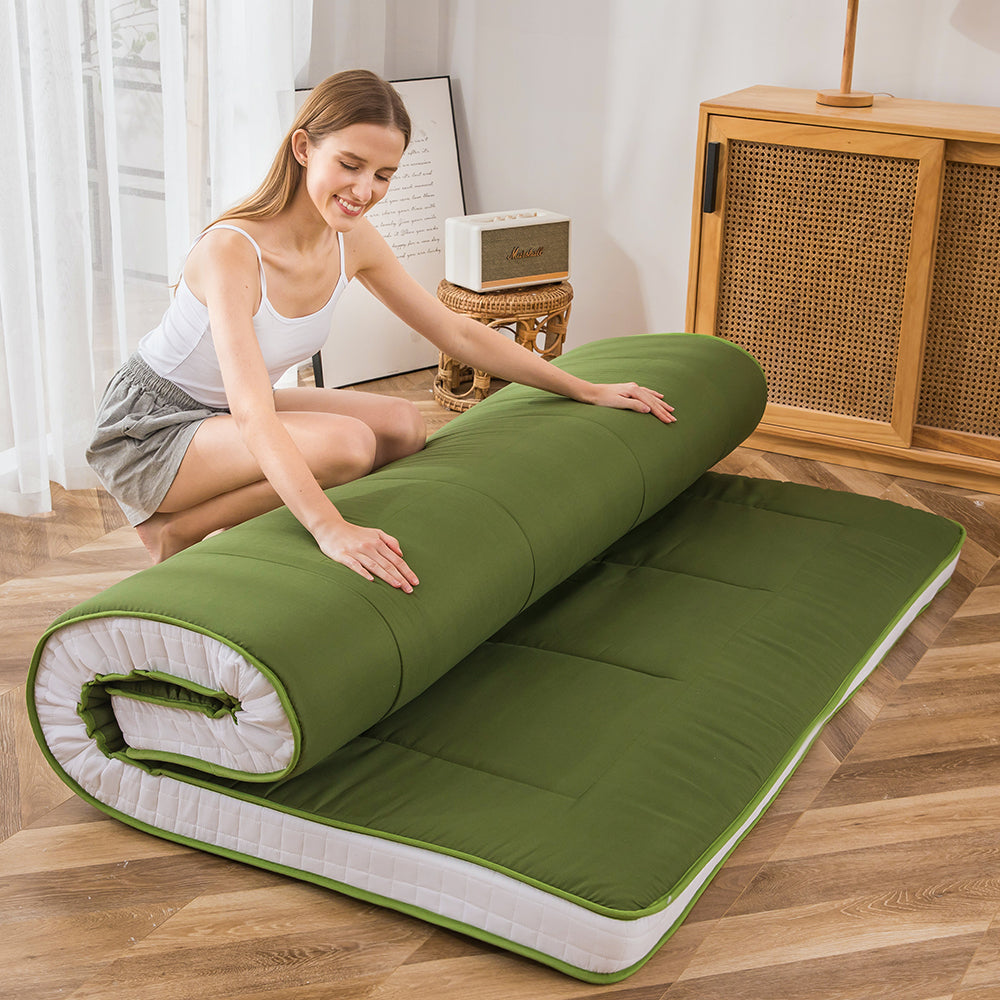 A Guide to How to Fold a Futon Mattress