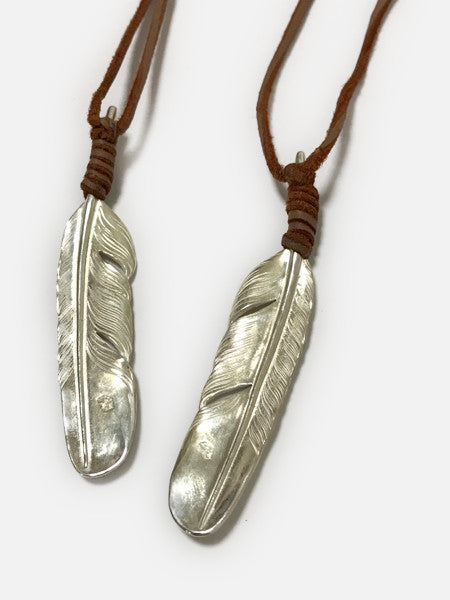 LARRY SMITH NATABANE FEATHER -18K- – unexpected store