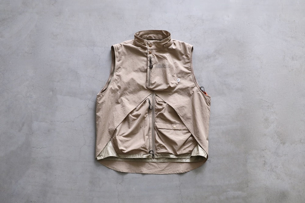 CMF OUTDOOR GARMENT OVERLAY JACKET