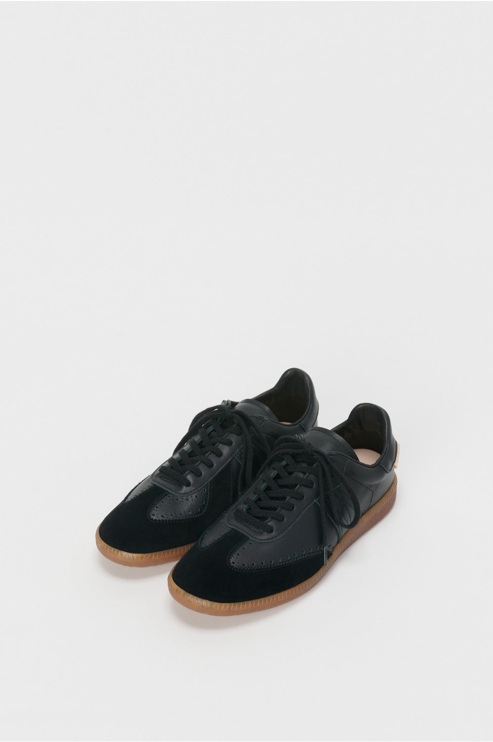 Hender Scheme citizen trainer