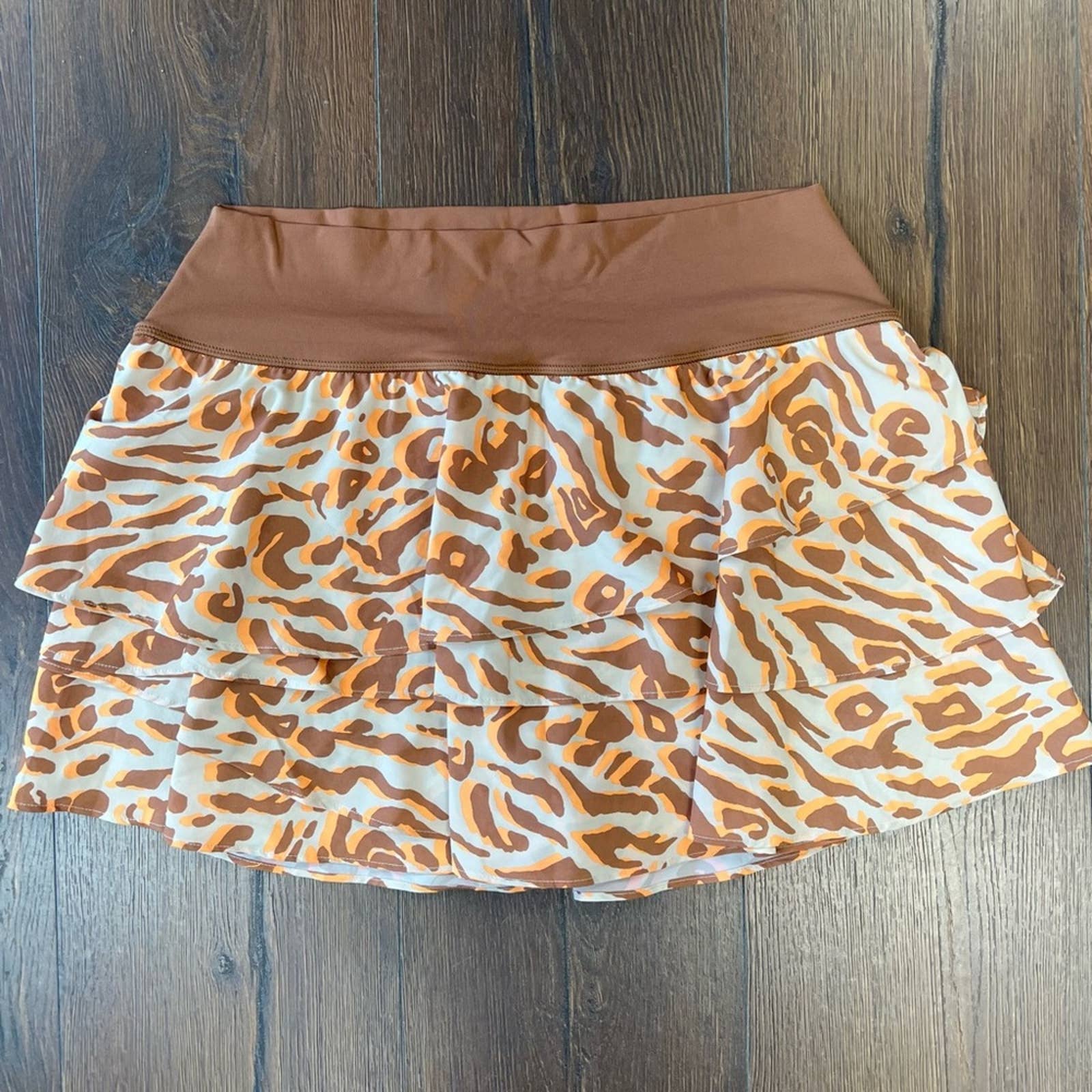 🆕 Offline cheetah print skort SZ LG