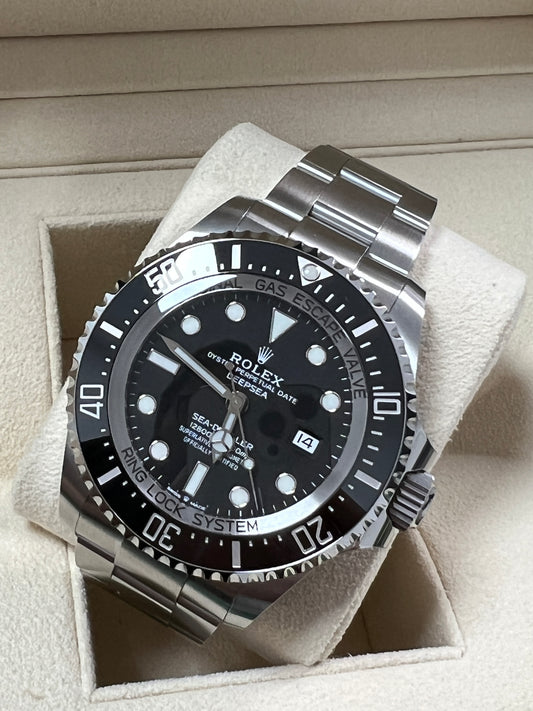 Rolex Submariner Date Starbucks - 126610LV - 2023 – PRIMETIMETRADERS