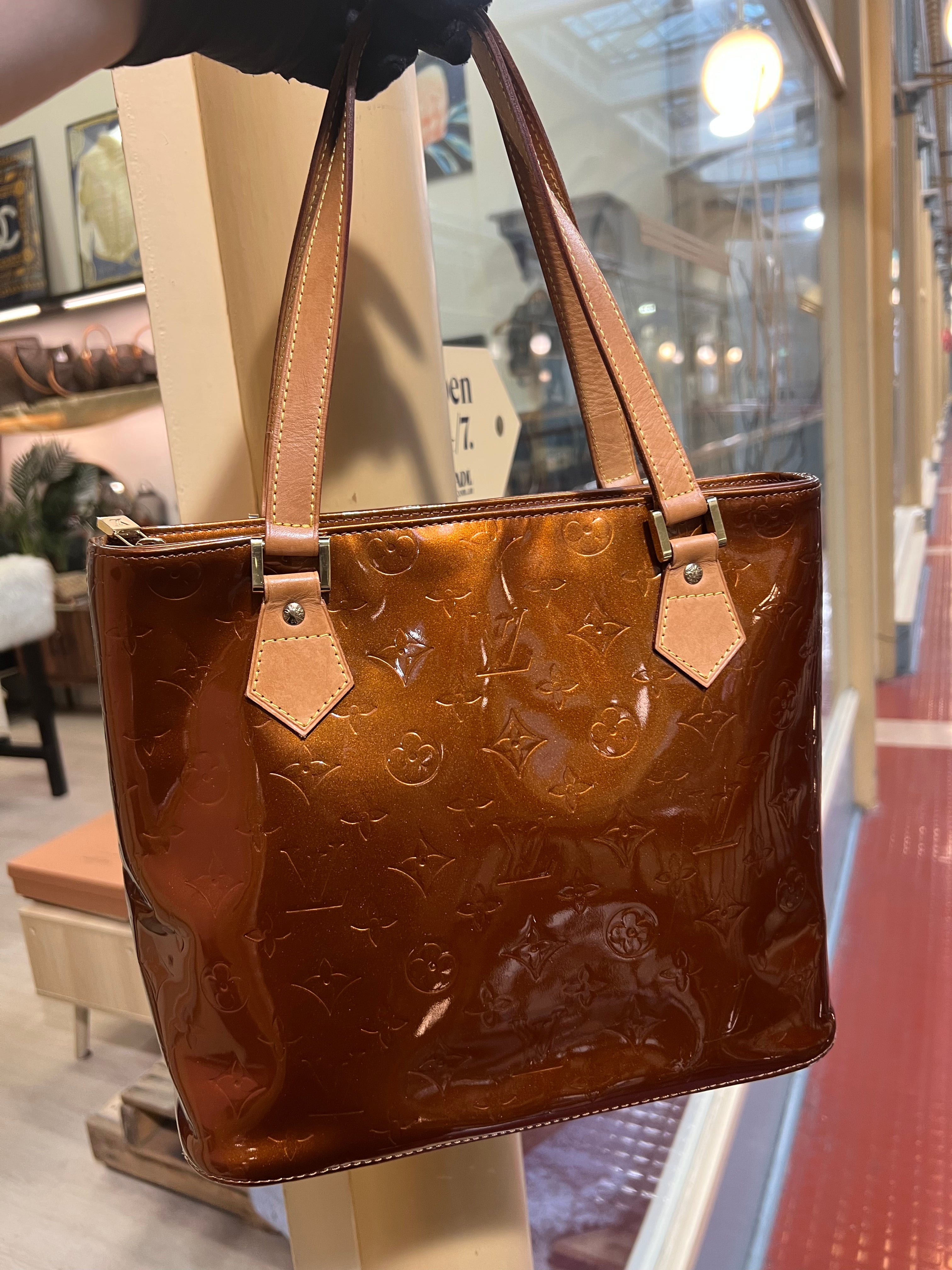 Shop Louis Vuitton Patent Leather Alma Bag  UP TO 50 OFF