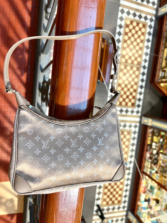 Pre-loved Louis Vuitton Ribera Damier Mini Handbag – Vintage Muse