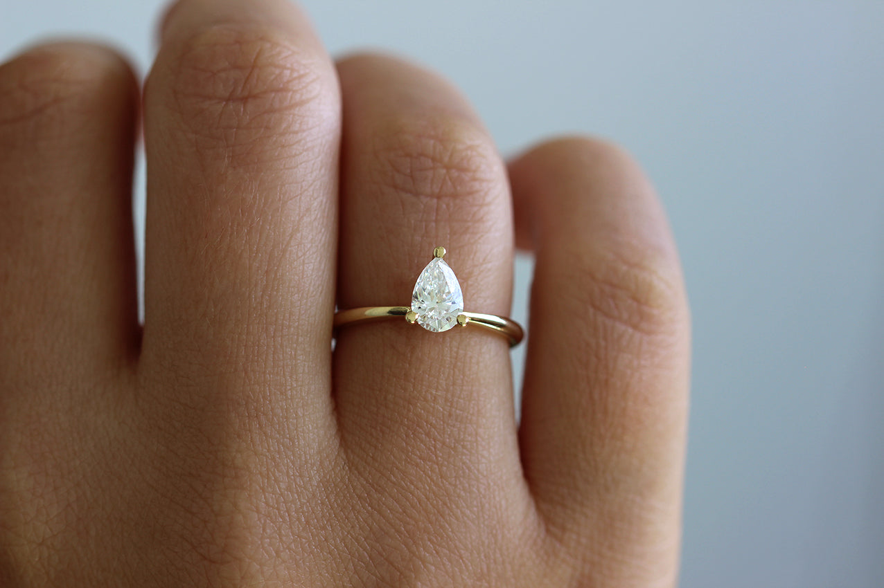 Кольцо the Pear Ring