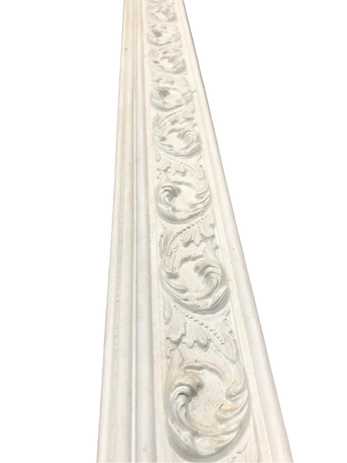 Ornate White Crown Moulding Section - Rebuilders Xchange