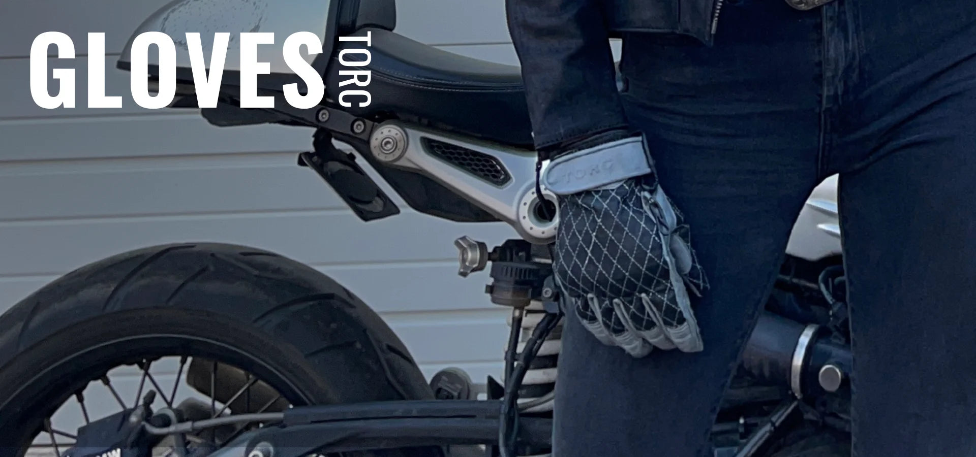 Gloves-desktop-2025.webp__PID:6e53b564-677c-4067-ac3e-f0c0101512b0
