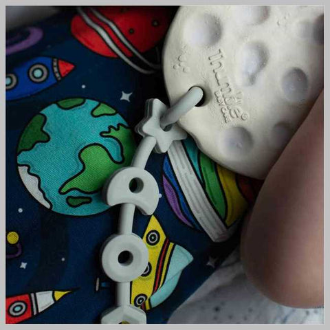 Squiggle Strap Thumble Baby Care toy strap