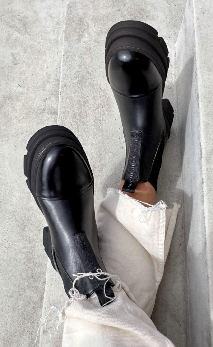 Se Copenhagen Shoes Støvler - You And Me Low - Black (with black sole) hos Fashionbystrand