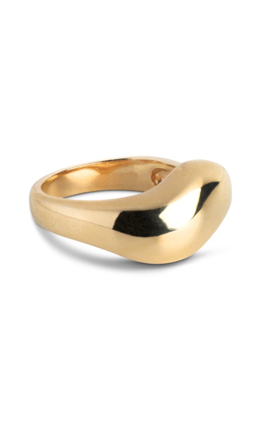 Se ENAMEL Copenhagen Ring - Agnete Large - Gold Colour hos Fashionbystrand