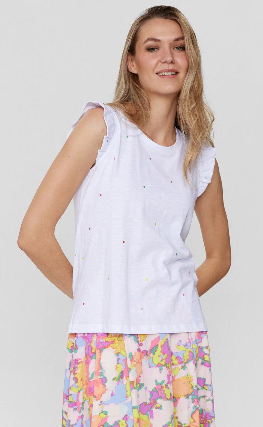 Se Nümph T-Shirt - Tilde - Bright White hos Fashionbystrand