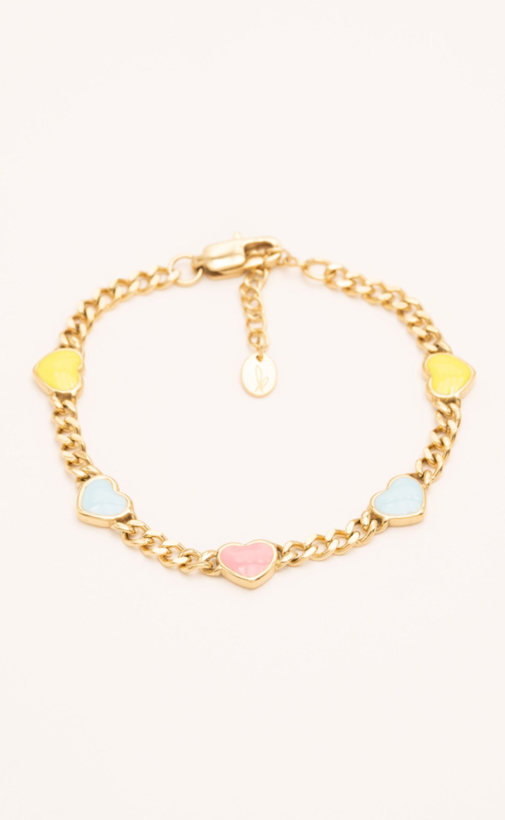 Se Smykkeli Copenhagen Armbånd - Sydney - Rainbow Hearts hos Fashionbystrand