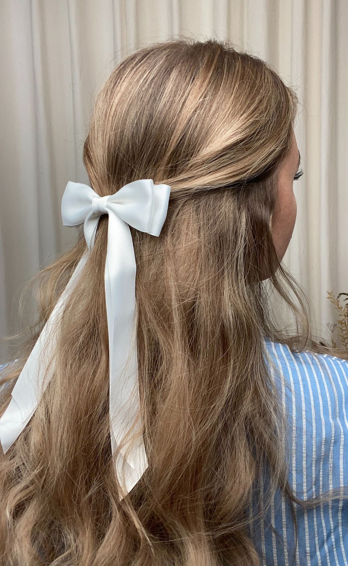 Se Smykkeli Copenhagen Hårpynt - Bow - White hos Fashionbystrand