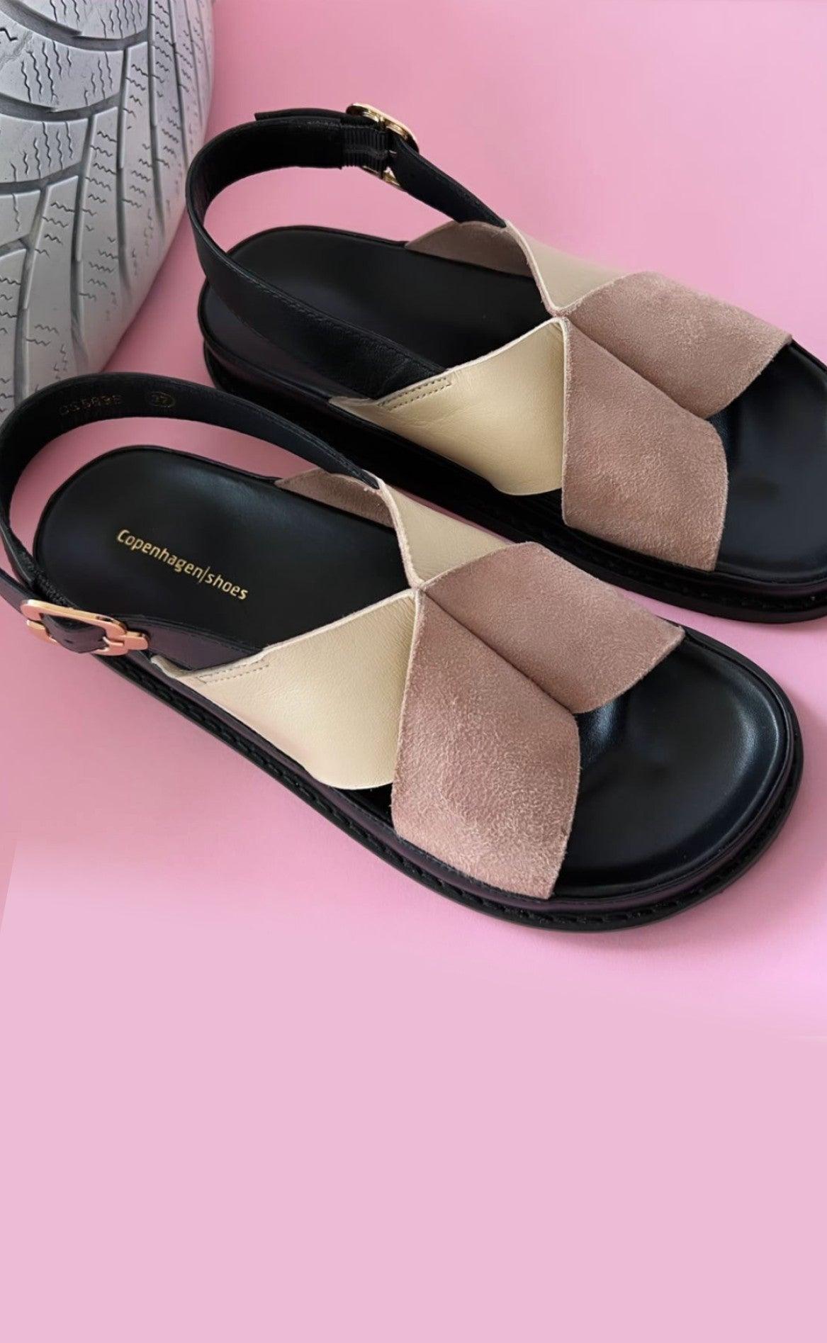 Se Copenhagen Shoes Sandaler - I Feel It - Gold hos Fashionbystrand