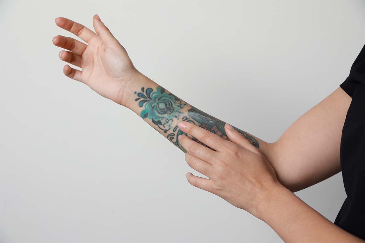 Infected Tattoo Stages Signs Treatment What to Expect