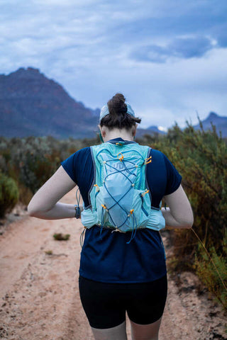 hydration-pack-running-close-up