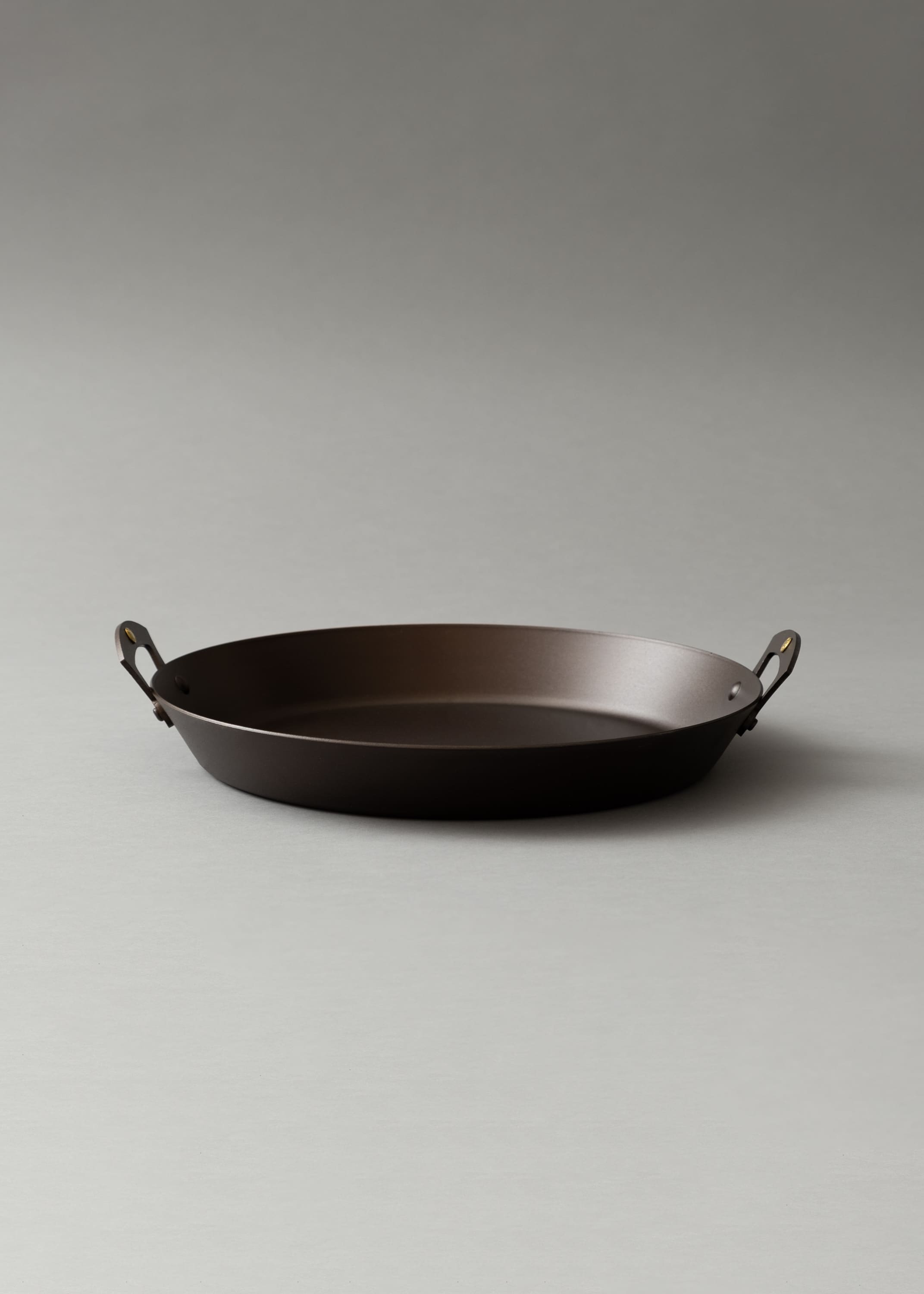 PoeÌle en Â«Â Fer noir repousseÌÂ Â» - PROSPECTOR PAN - â 31 cm - Netherton Foundry