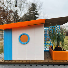 Birdhouse made of recycled single-use plastic