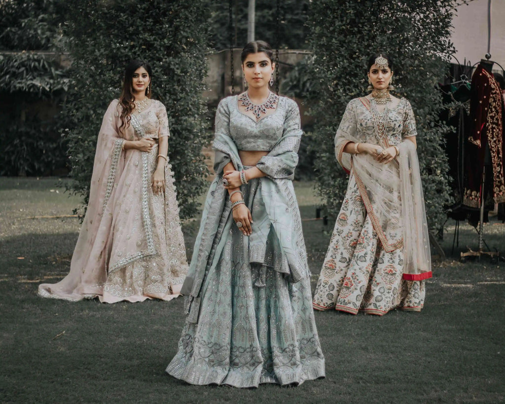 10 Unique Indian Traditional Dresses