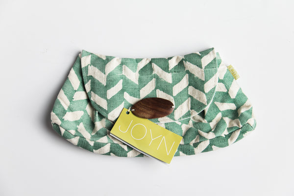 JOYN Button Clutch - Mint Herringbone