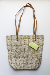 JOYN Bucket Tote - Bay Leaves