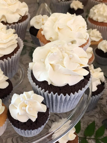 Classic buttercream swirl cupcakes