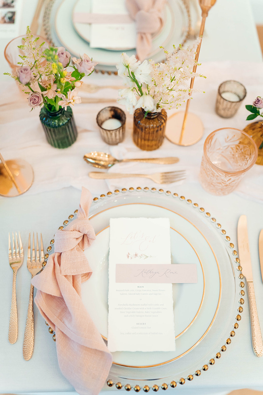 Peach Fuzz Tablescape at Hyde House - Emily Collett Photography