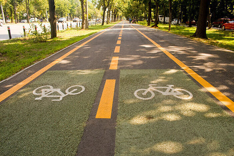 Outdoor bike lanes with yellow lines