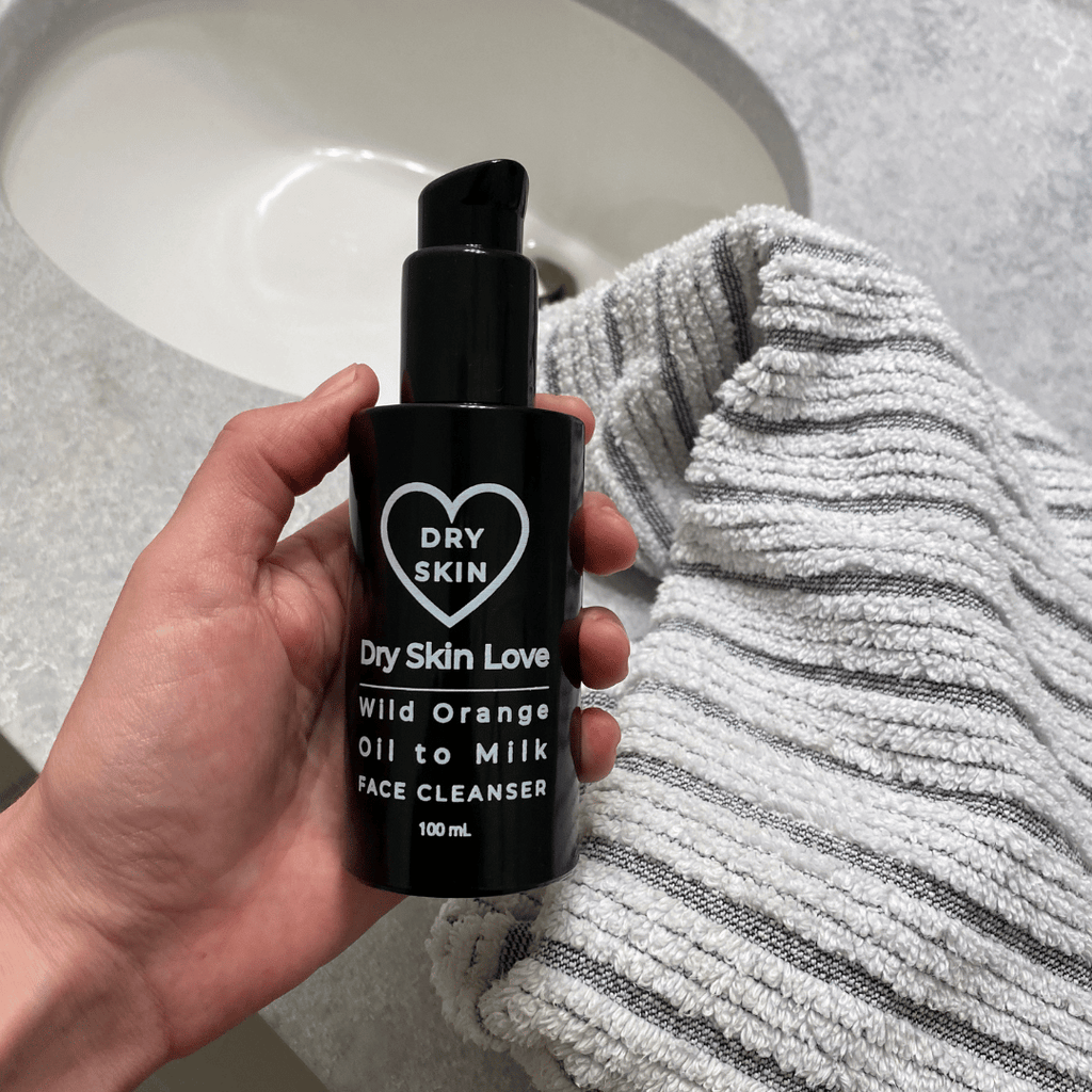 Best Oil Cleanser for Dry Skin is Wild Orange Oil Cleanser