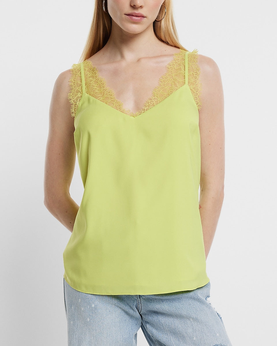 V-neck Downtown Cami