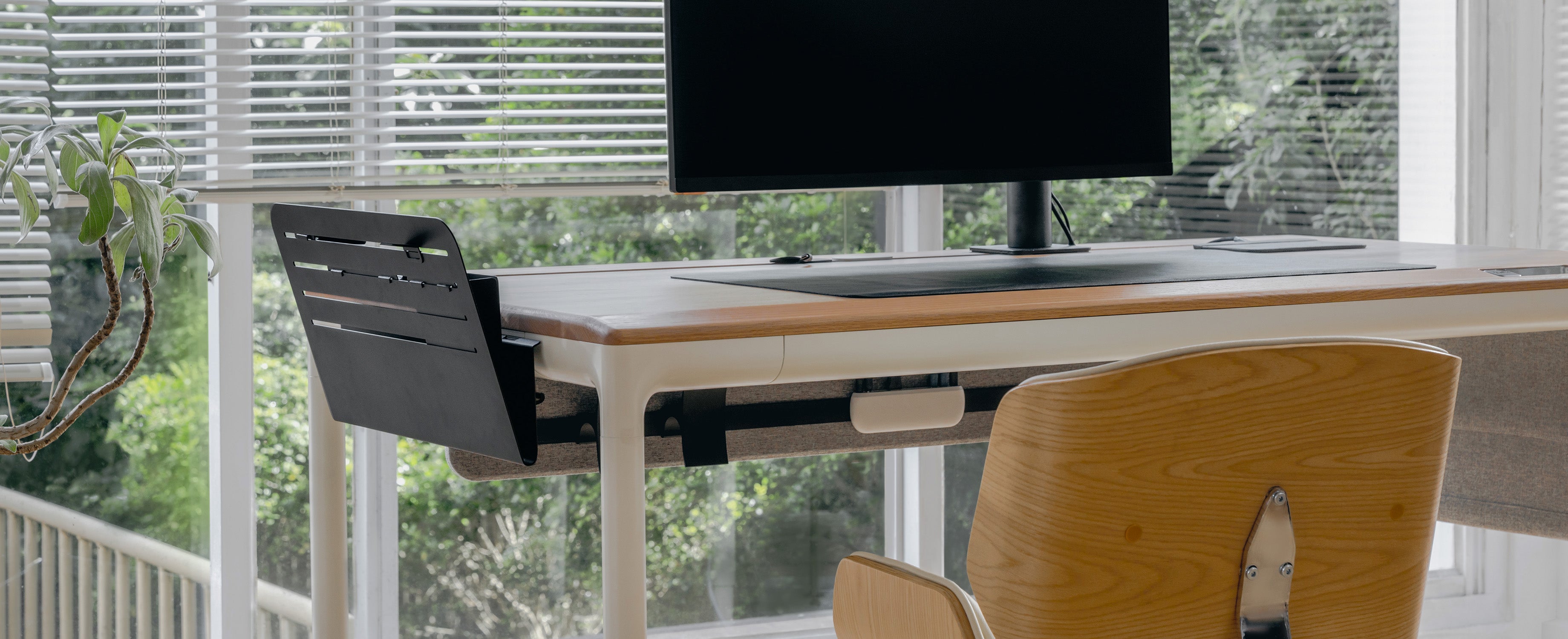 Get More Done With the 20 Best Home Office Accessories for 2020