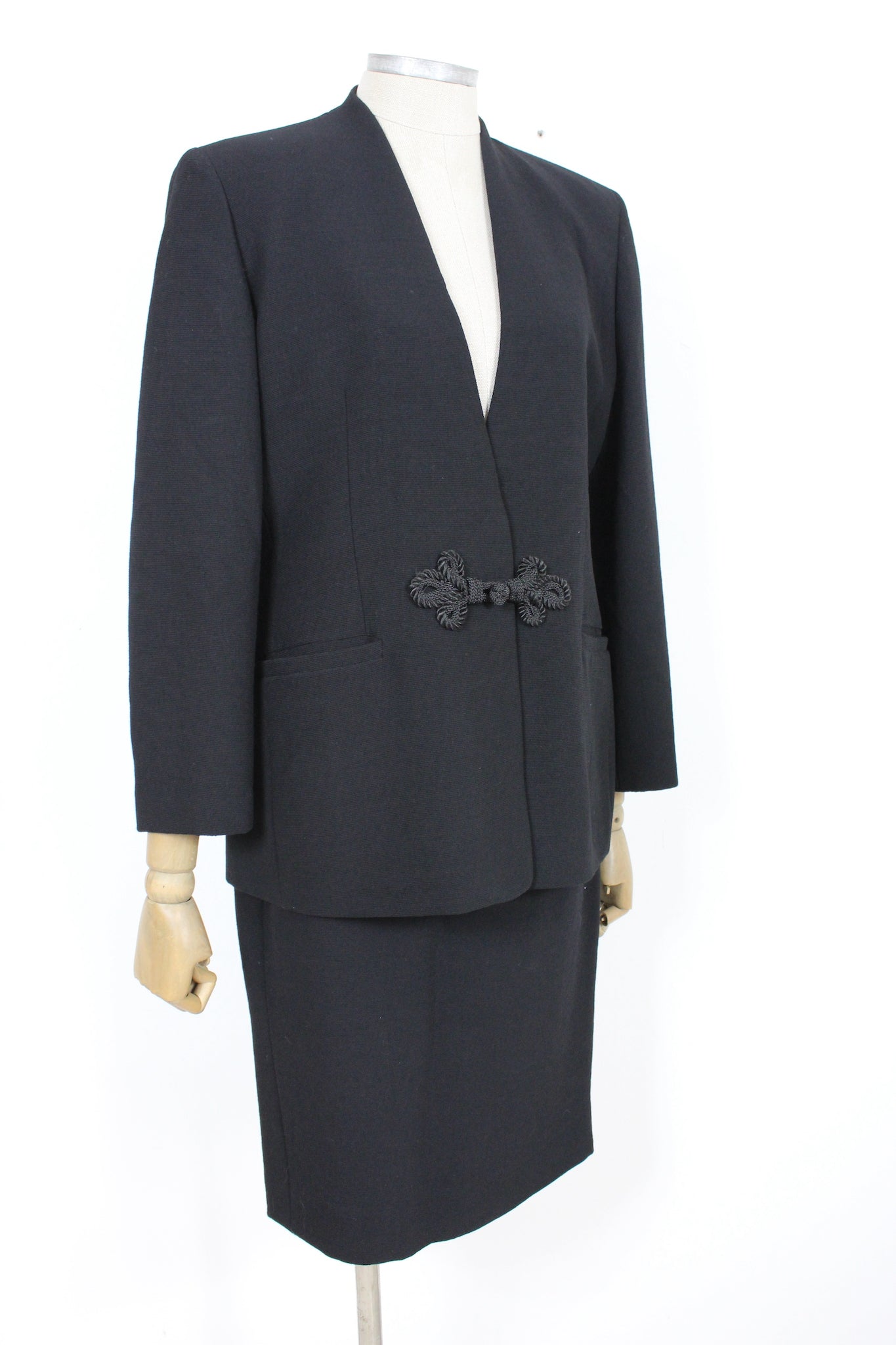 Pierre Cardin Black Elegant Skirt Suit Vintage 1980s | Dedè Couture