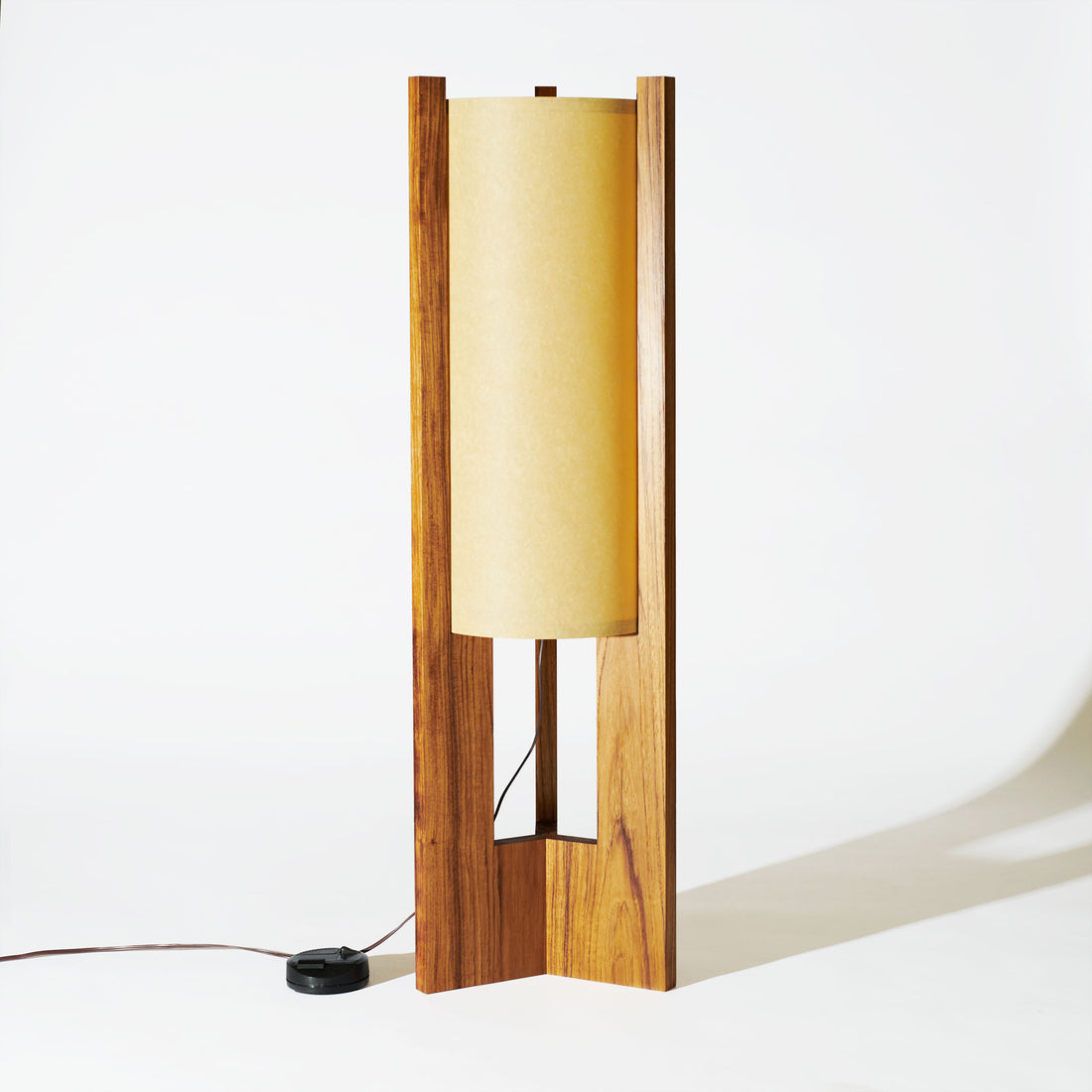 Stiptheid Nationale volkstelling Vlot Japanese inspired Mid-Century Teak Floor Lamp – James Mankoff Design