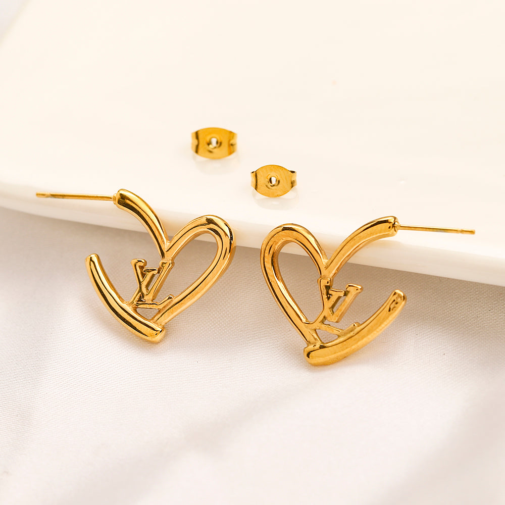 LV Louis Vuitton Fashion Ladies Heart Alphabet Earrings