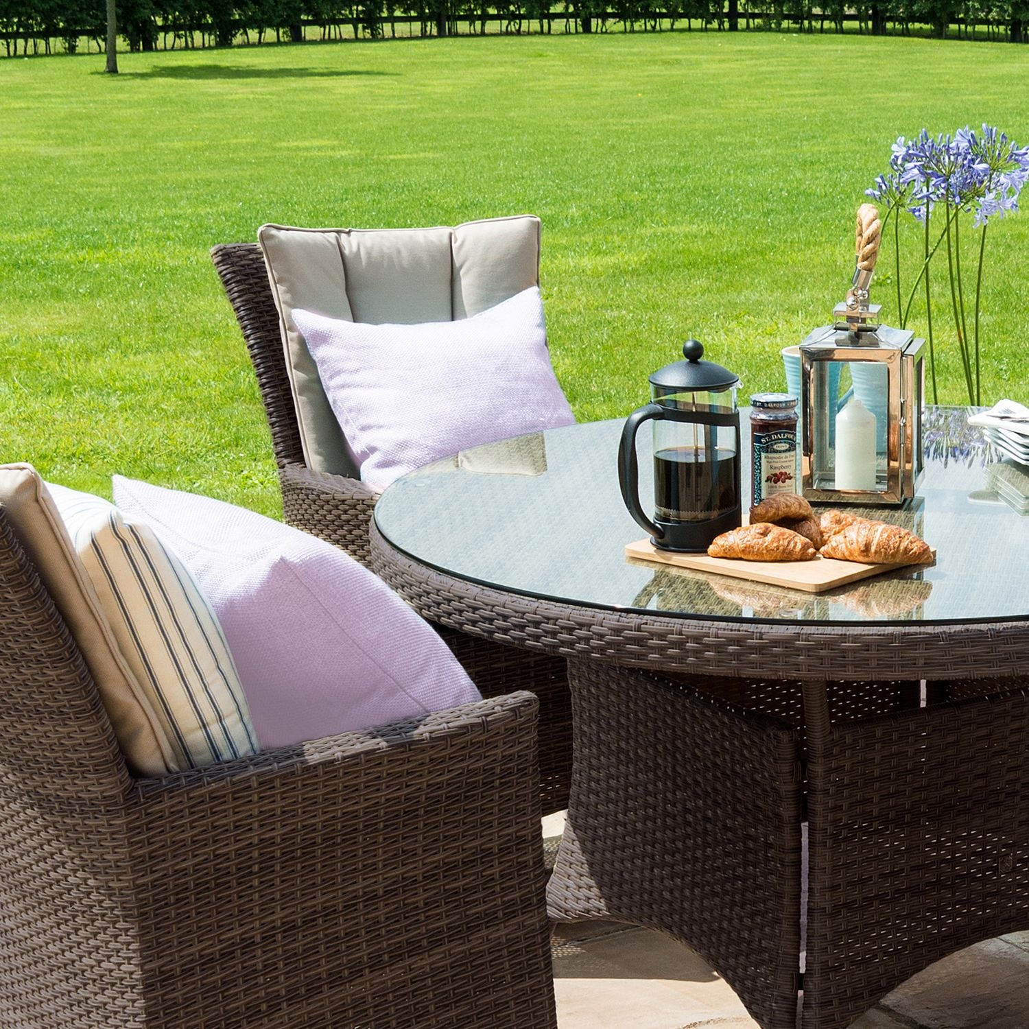 brown round outdoor dining table