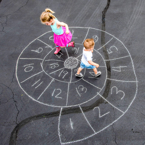 5 Fun and Easy Sidewalk Chalk Activities to Crush Springtime Boredom –  Urban Infant