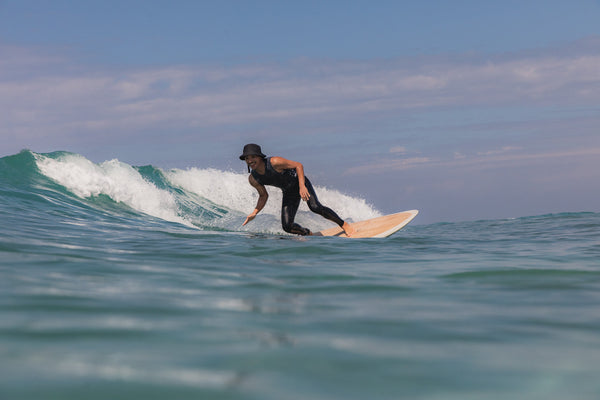 surfing_bottom_turn