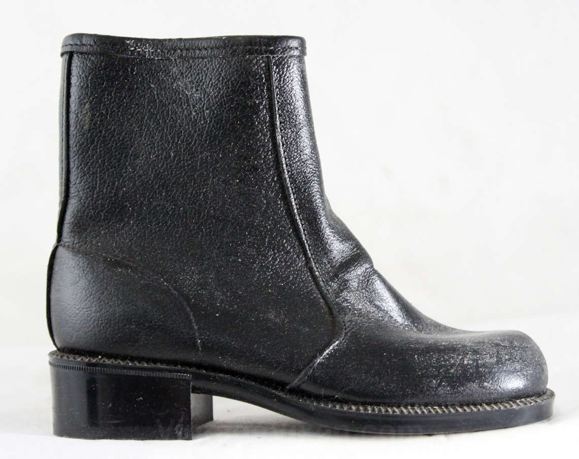 boys black boots size 2