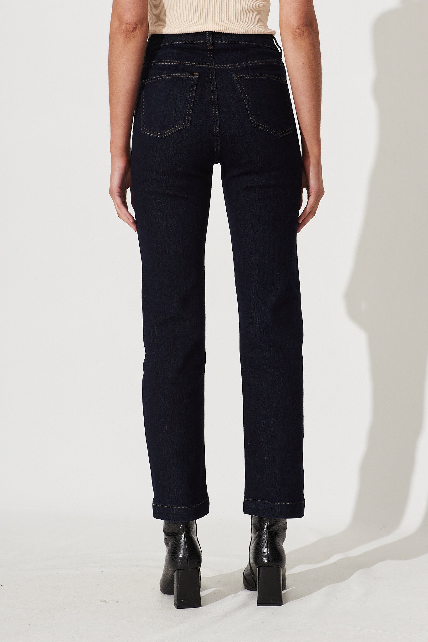 Curacao Straight Leg Jean In Dark Blue Denim