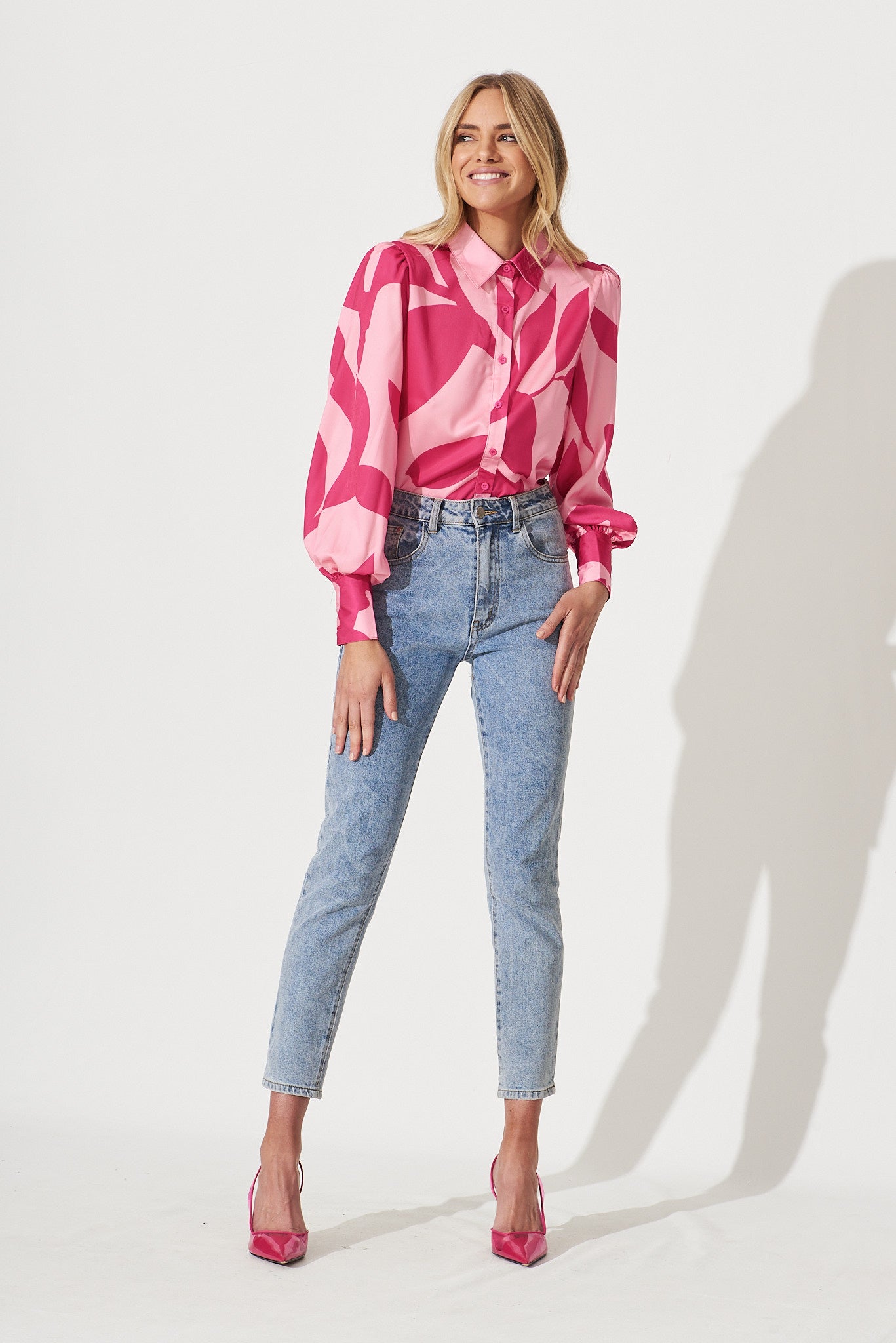 Callia Shirt In Pink With Fuchsia Print