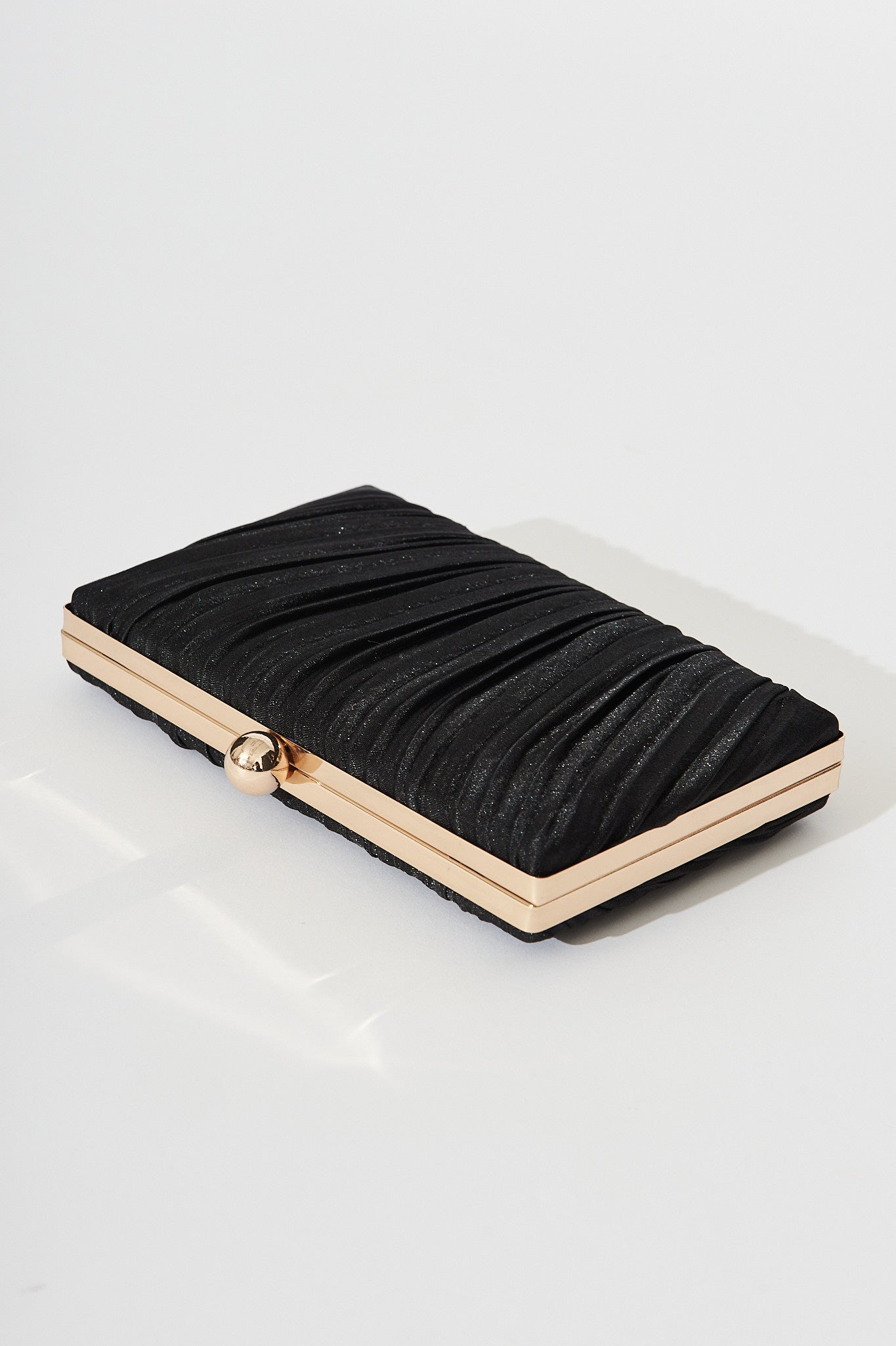 Amina Clutch Bag In Black