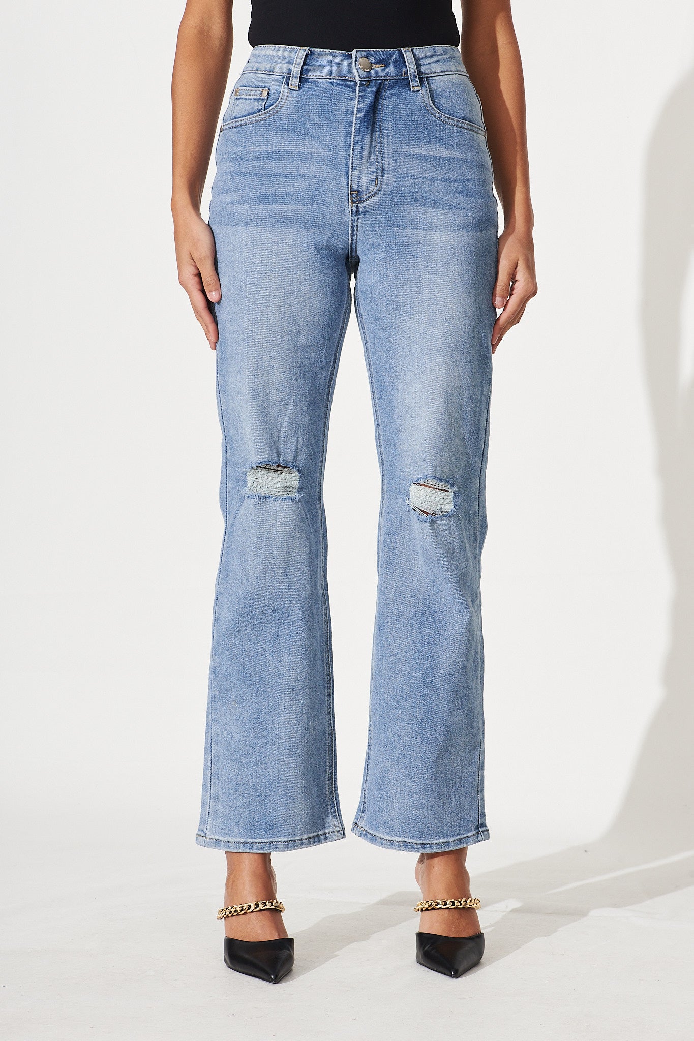 Atwood High Rise Relaxed Leg Ripped Jean In Light Blue Denim