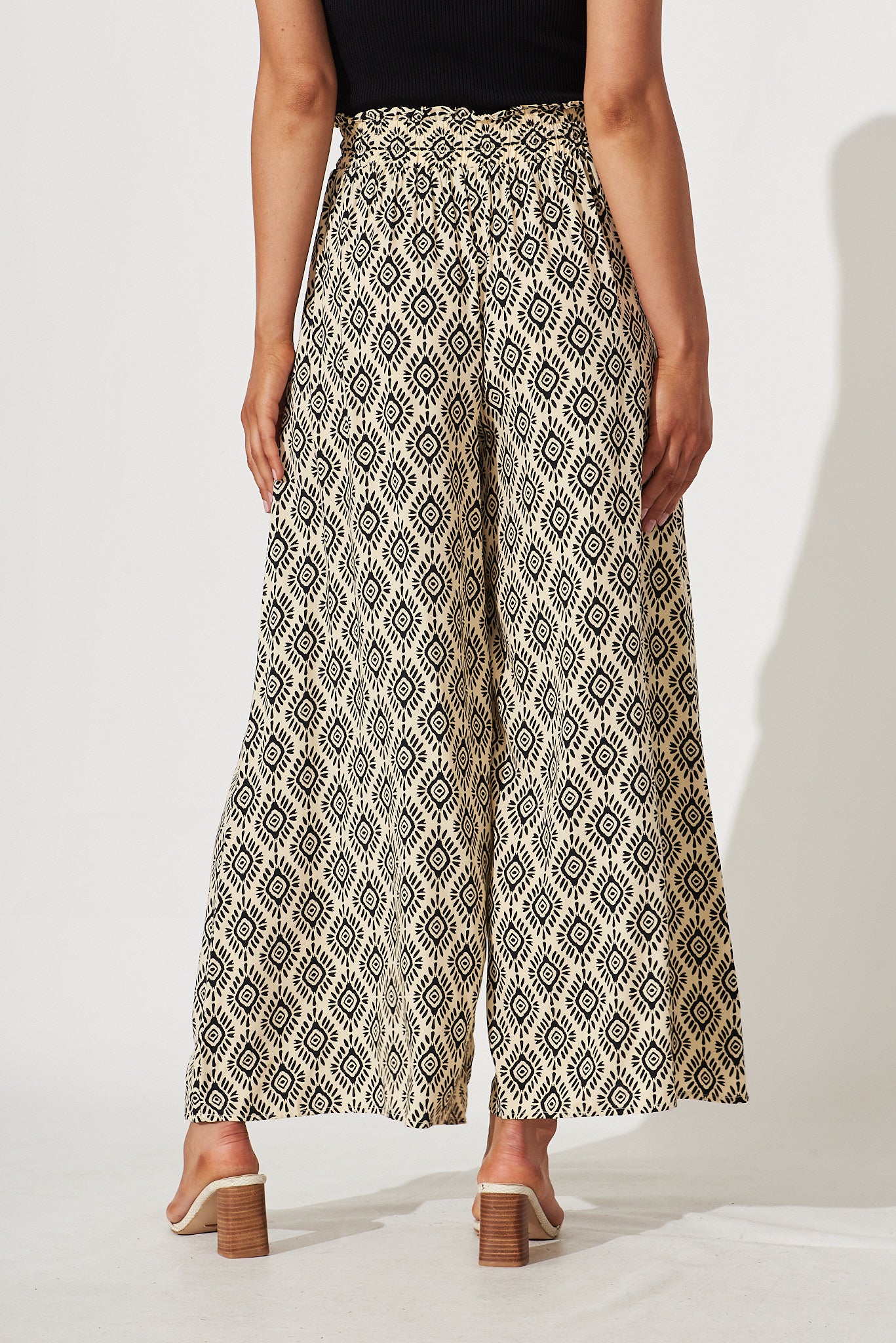 Goldie Wide Leg Pant In Cream With Black Print