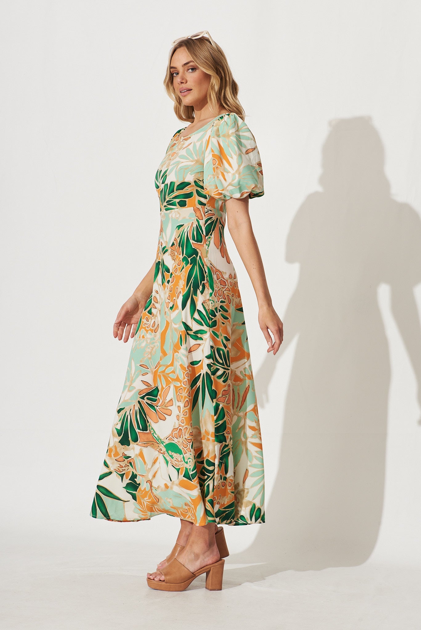 Fernanda Maxi Dress In White With Tangerine And Green Leaf Print